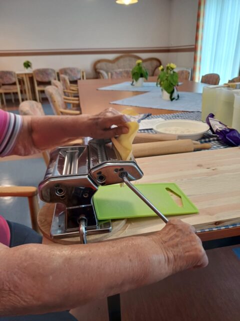 cf470120-e273-45d0-9012-5b6707ac469b