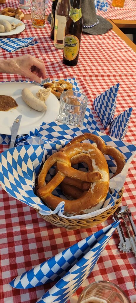 d0b7bec4-010f-497e-b2d5-a0bb53ecdaac 2